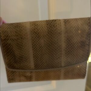 Elegant Tan Crossbody Bag